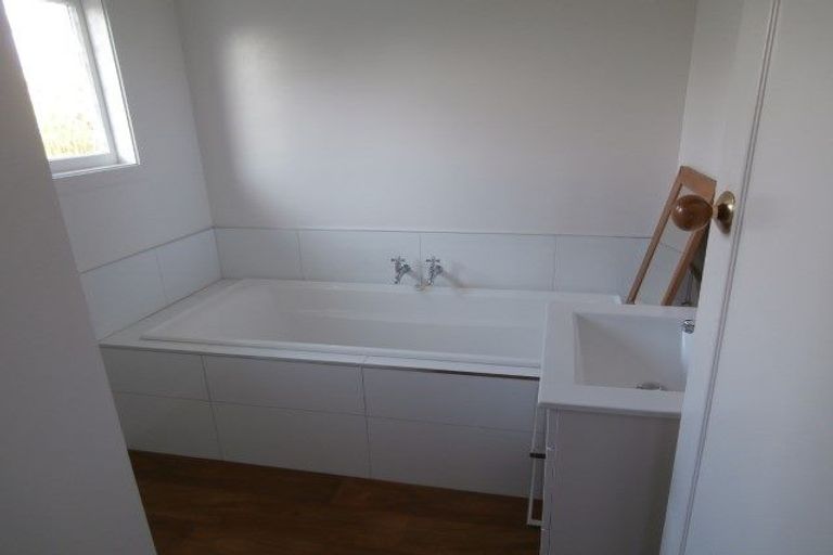 Photo of property in 62 Browns Road, St Albans, Christchurch, 8014