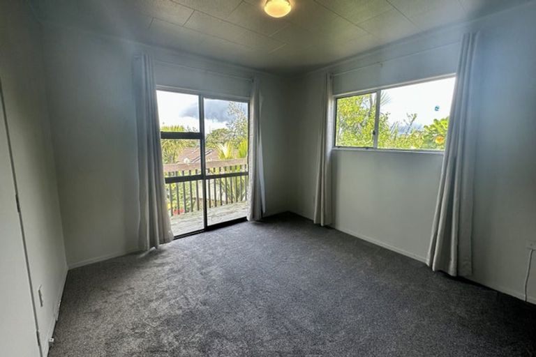Photo of property in 25 Midgley Road, West Harbour, Auckland, 0618