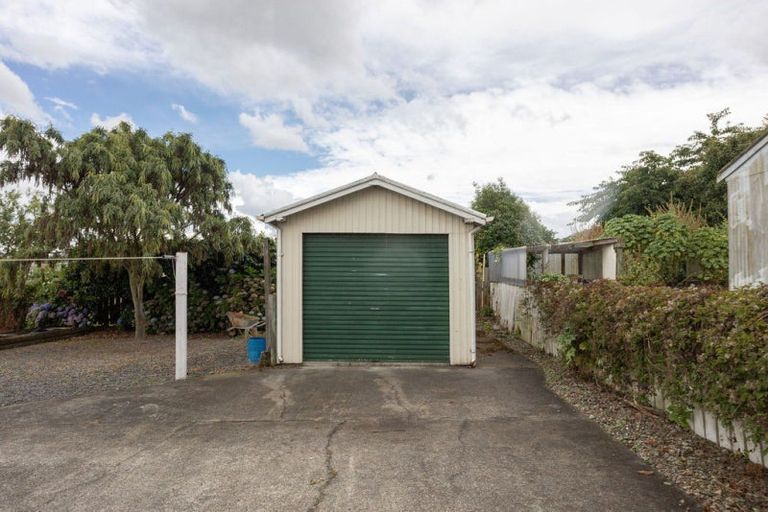 Photo of property in 22 Miller Street, Dannevirke, 4930