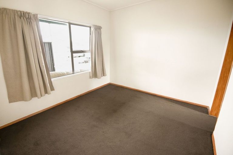 Photo of property in 2/50 Leicester Avenue, Tamatea, Napier, 4112