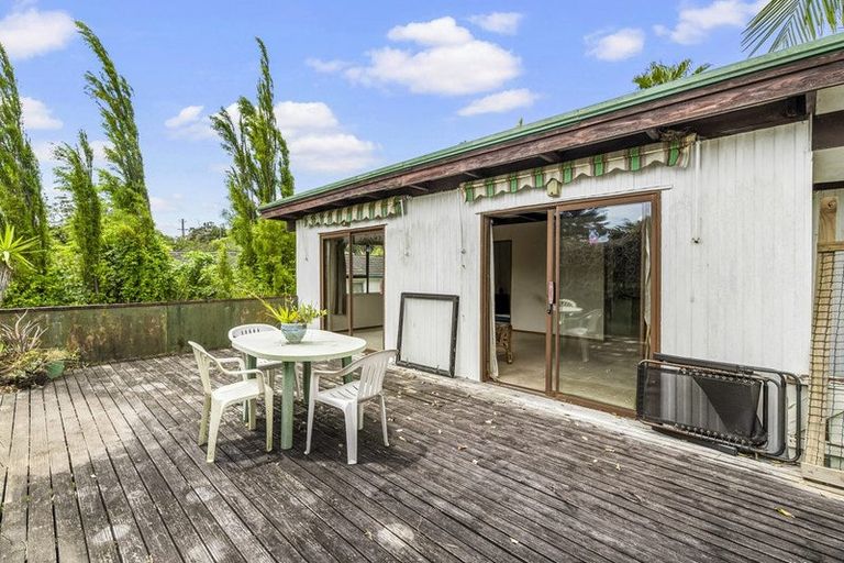 Photo of property in 355 Whangaparaoa Road, Stanmore Bay, Whangaparaoa, 0932