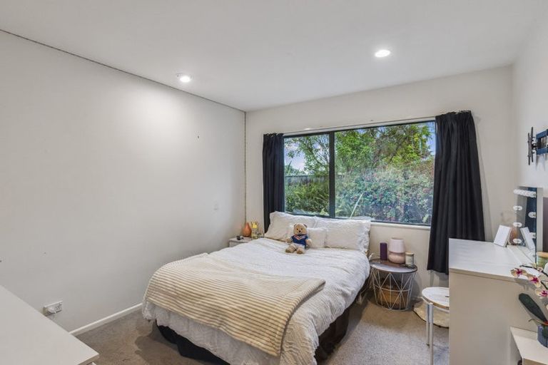 Photo of property in 8 Leigh Place, Paraparaumu Beach, Paraparaumu, 5032