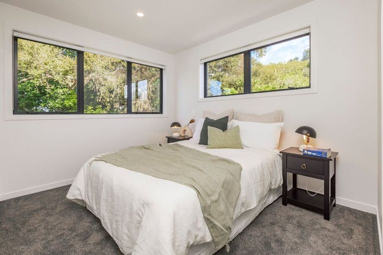 Photo of property in 1/63 Hillcrest Avenue, Hillcrest, Auckland, 0627