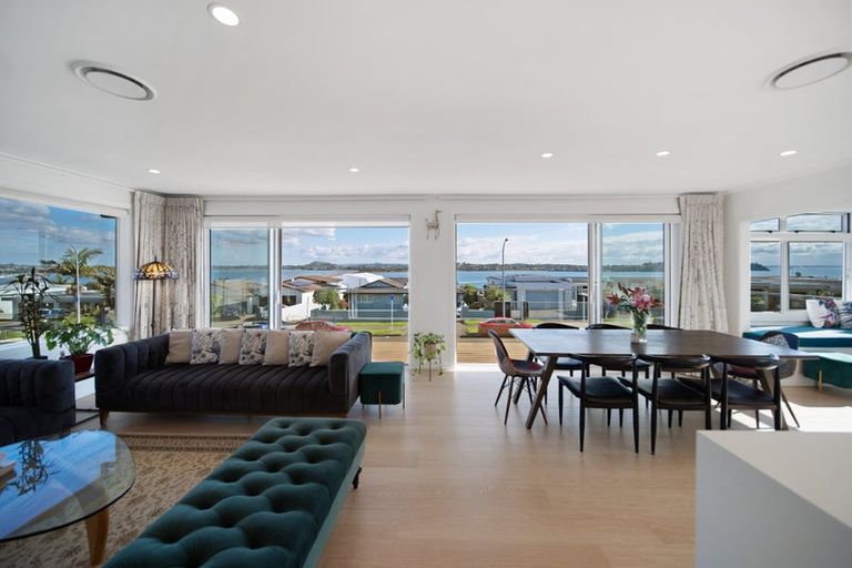 Photo of property in 26b Waller Avenue, Bucklands Beach, Auckland, 2012