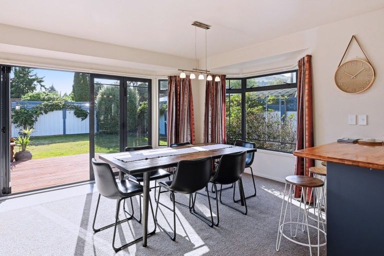 Photo of property in 137 Kenrigg Road West, Kinloch, Taupo, 3377