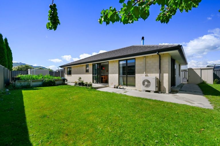 Photo of property in 18 Stowell Drive, Cromwell, 9310