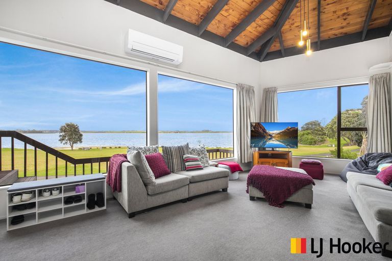 Photo of property in 14 Kaanapali Place, Wattle Downs, Auckland, 2103