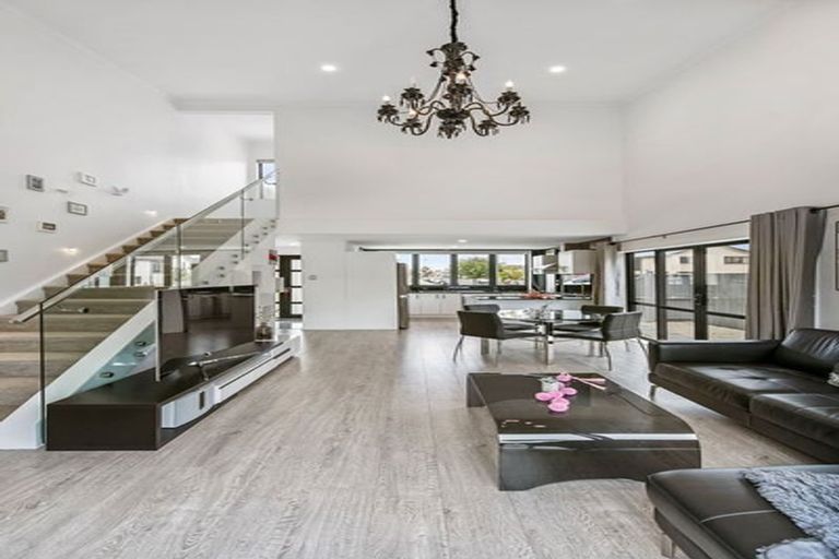 Photo of property in 23 Matata Drive, Takanini, 2112