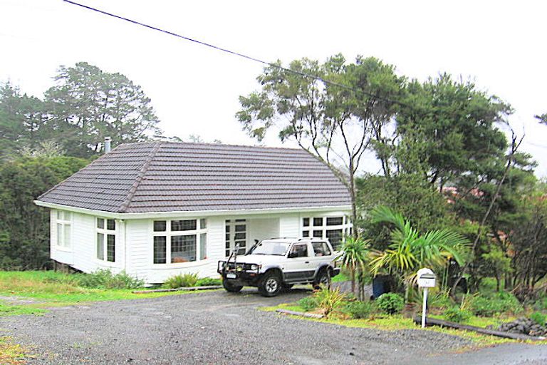 Photo of property in 17 Bernard Magnus Lane, Greenhithe, Auckland, 0632