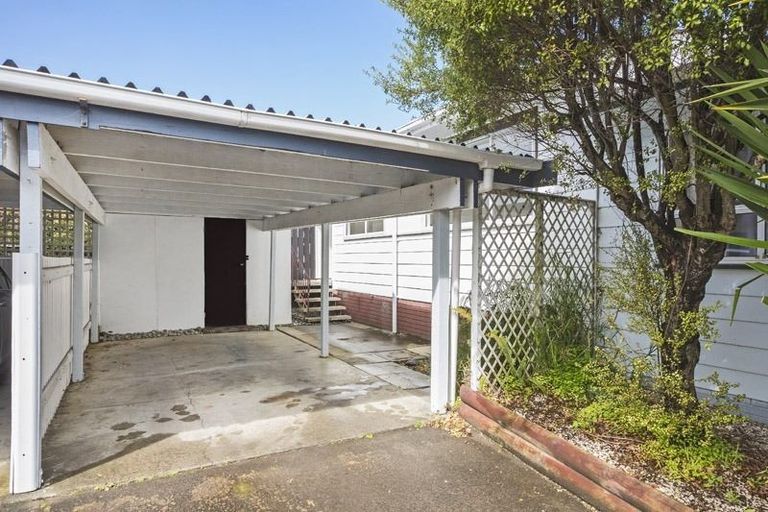 Photo of property in 2/36 Archmillen Avenue, Pakuranga Heights, Auckland, 2010