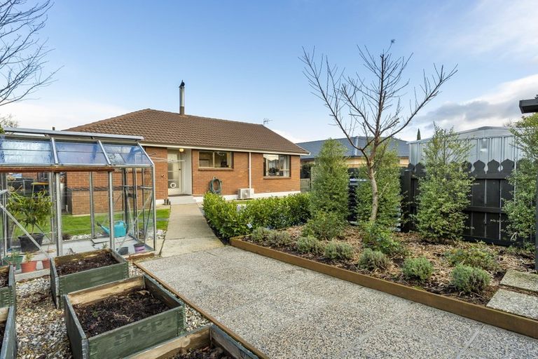 Photo of property in 2 Kent Place, Mosgiel, 9024