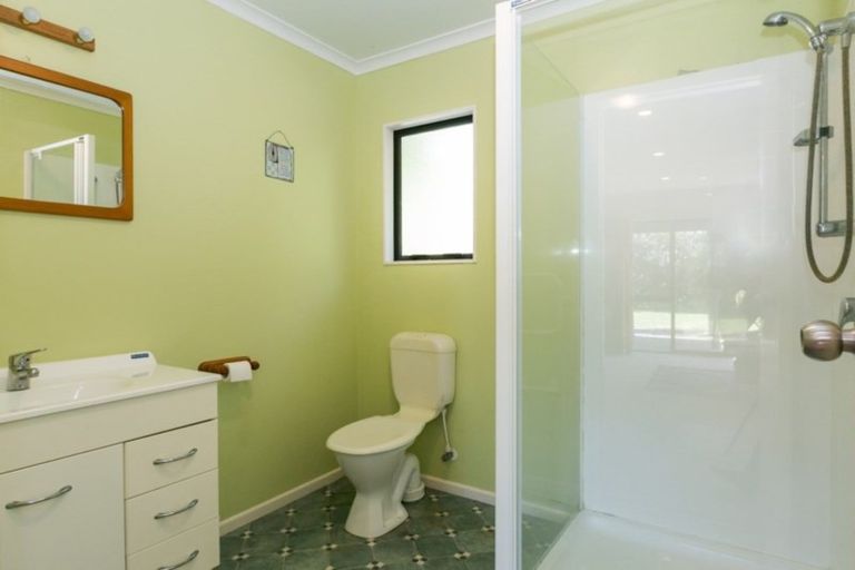 Photo of property in 17 Bell Street, Clive, 4102