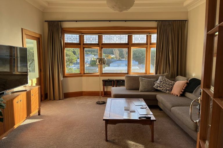 Photo of property in 2a Dawson Street, Berhampore, Wellington, 6023