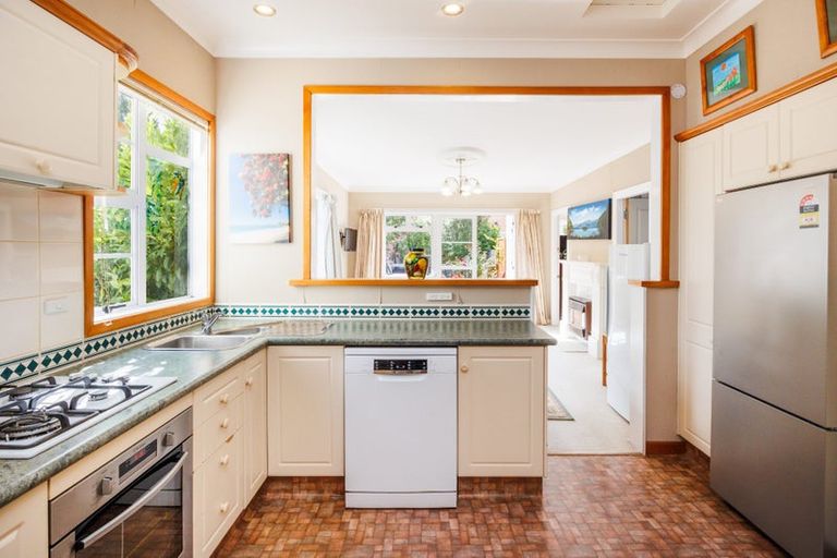 Photo of property in 25 Ake Ake Avenue, Hokowhitu, Palmerston North, 4410