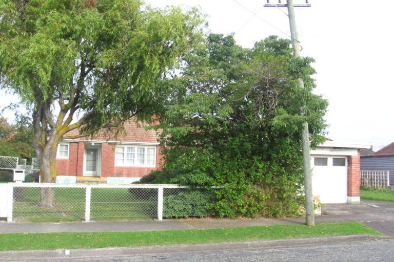 Photo of property in 47 Fairfield Avenue, Fairfield, Lower Hutt, 5011