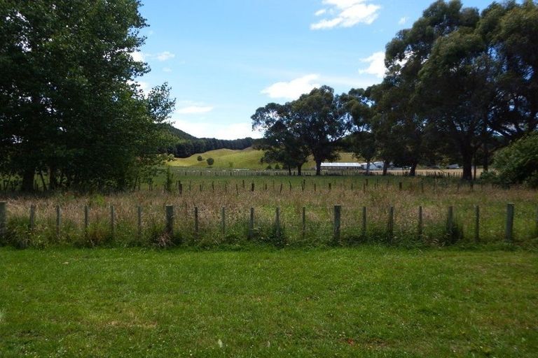 Photo of property in 11 Alexander Street, Ohingaiti, Kimbolton, 4785