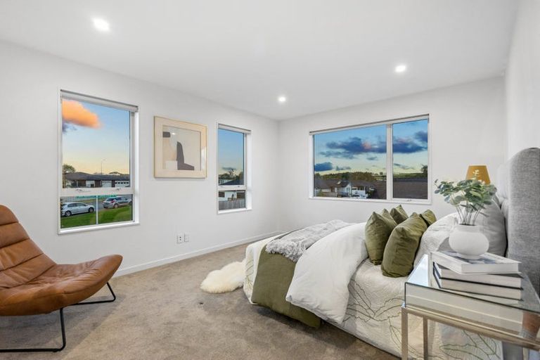 Photo of property in 47 Johns Creek Crescent, Silverdale, 0932