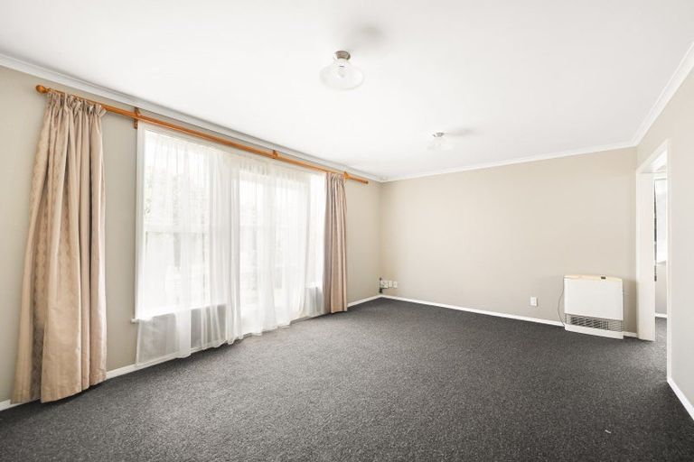 Photo of property in 32 Croall Crescent, St Andrews, Hamilton, 3200