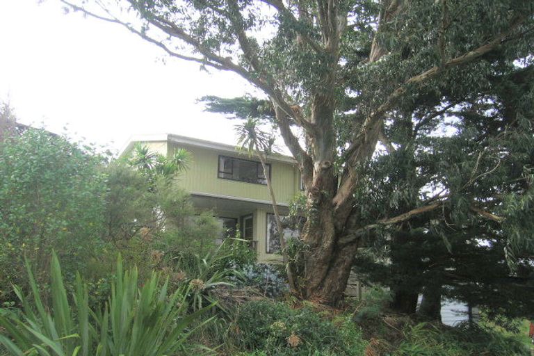 Photo of property in 56 Conclusion Street, Ascot Park, Porirua, 5024