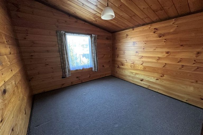 Photo of property in 22 Waianiwa Place, Tokoroa, 3420