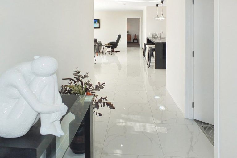 Photo of property in 17 Oxnam Place, Foxton Beach, Foxton, 4815