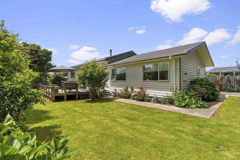 Photo of property in 20 Kiharoa Street, Otaki Beach, Otaki, 5512