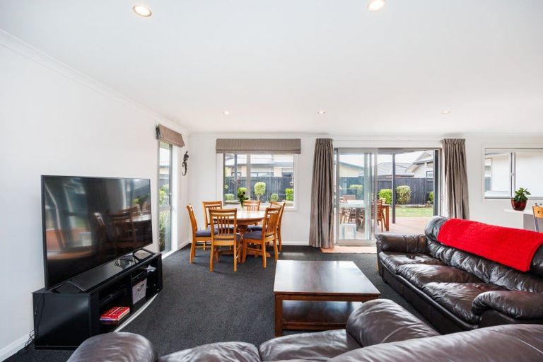 Photo of property in 5 Morocco Terrace, Kelvin Grove, Palmerston North, 4414