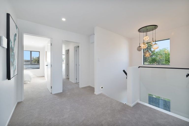 Photo of property in 28d Dellwood Avenue, Henderson, Auckland, 0612
