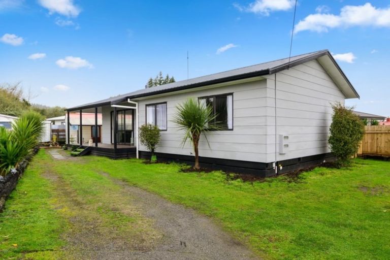 Photo of property in 51 Fairview Road, Western Heights, Rotorua, 3015