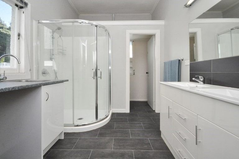 Photo of property in 1 East Street, Claudelands, Hamilton, 3214