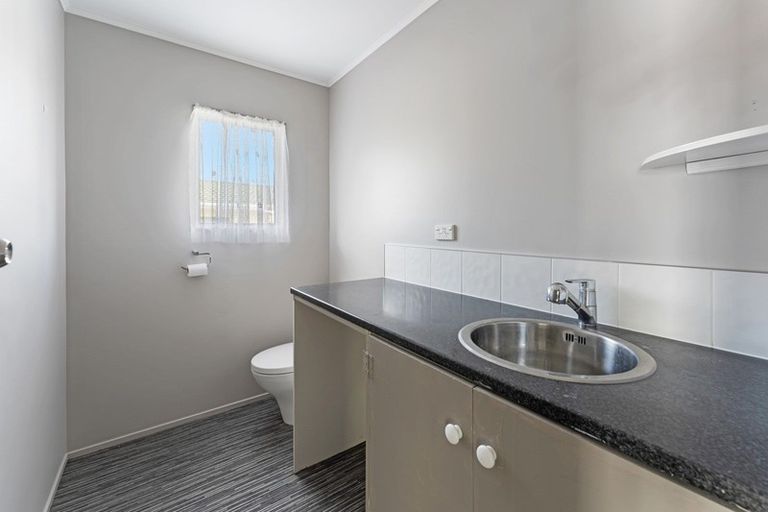 Photo of property in 3 Manuka Place, Hawera, 4610