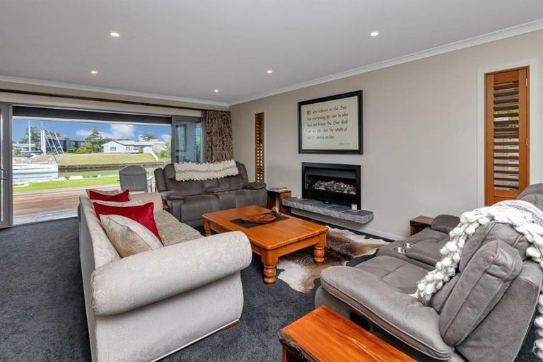 Photo of property in 44 Mariners Haven, One Tree Point, 0118