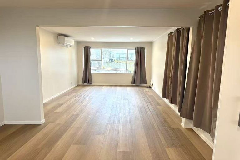 Photo of property in 94 Boundary Road, Clover Park, Auckland, 2019