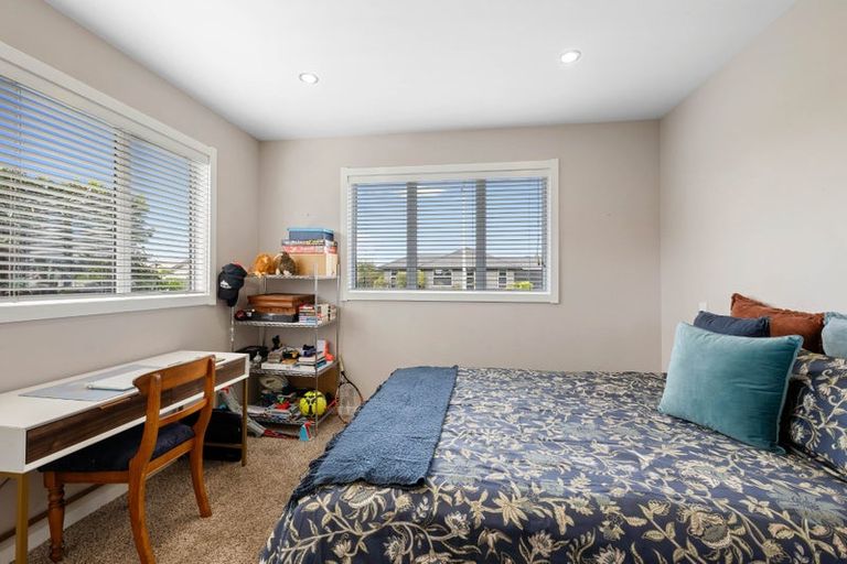 Photo of property in 7 Gleneagles Way, Waiwhakaiho, New Plymouth, 4312