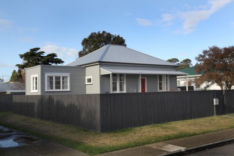 Photo of property in 1/904 Albert Street, Parkvale, Hastings, 4122