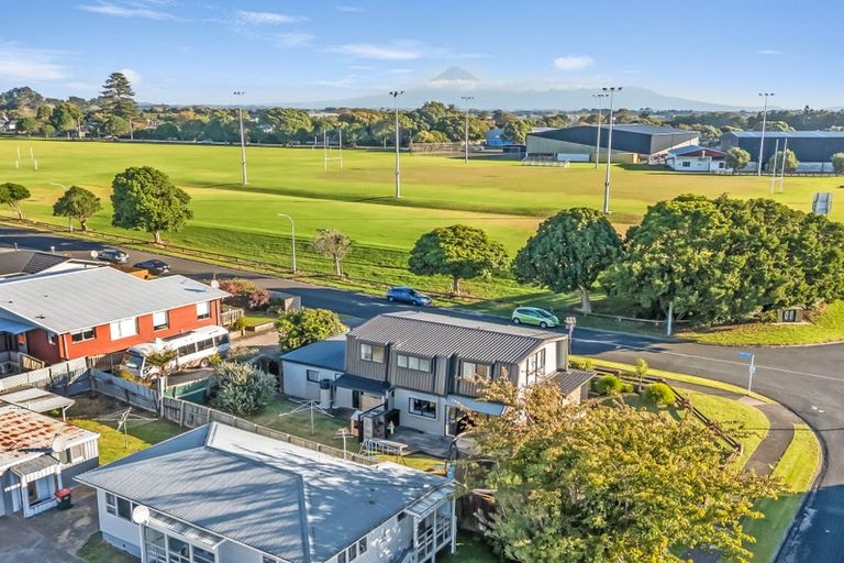 Photo of property in 44 Park Lane, Waitara, 4320