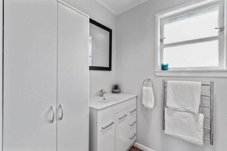 Photo of property in 1/5 Edward Avenue, Otara, Auckland, 2023