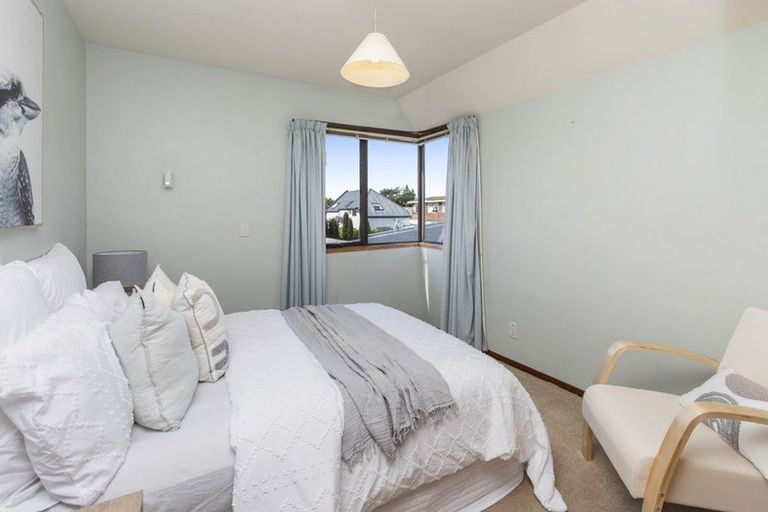 Photo of property in 237 Ilam Road, Ilam, Christchurch, 8041