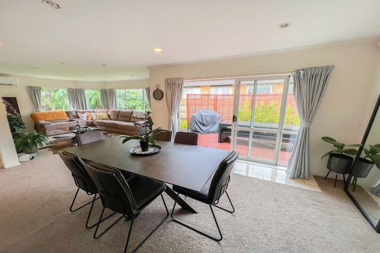 Photo of property in 102b Wharf Road, Te Atatu Peninsula, Auckland, 0610