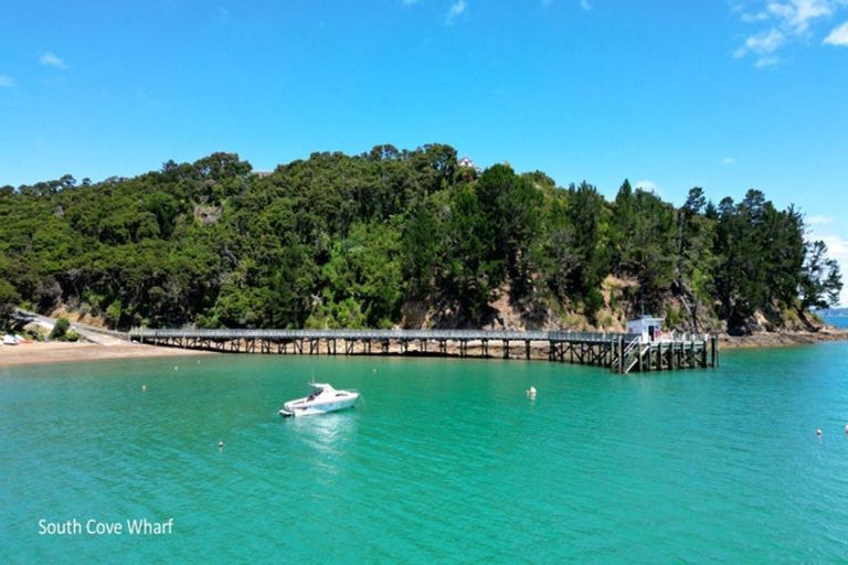 Photo of property in 2 Knight Ridge Road, Kawau Island, 0920