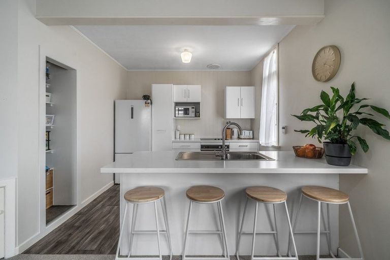 Photo of property in 112 Kitchener Street, Gore, 9710