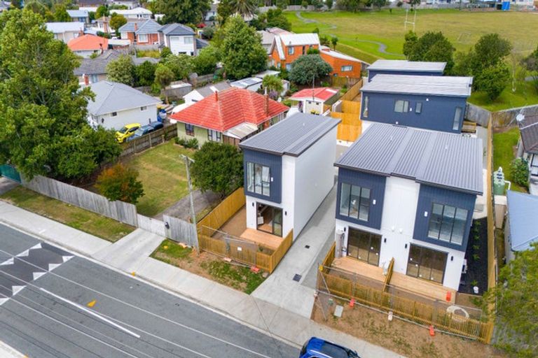 Photo of property in 20a Fairdene Avenue, Henderson, Auckland, 0610