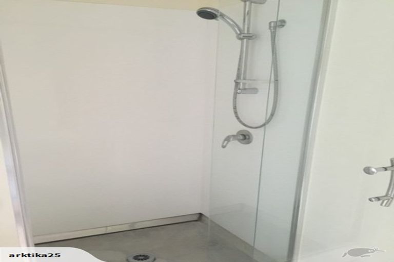 Photo of property in 13 Earnslaw Crescent, Clover Park, Auckland, 2019