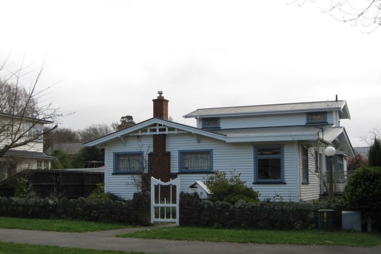 Photo of property in 8 Thorrington Road, Cashmere, Christchurch, 8022