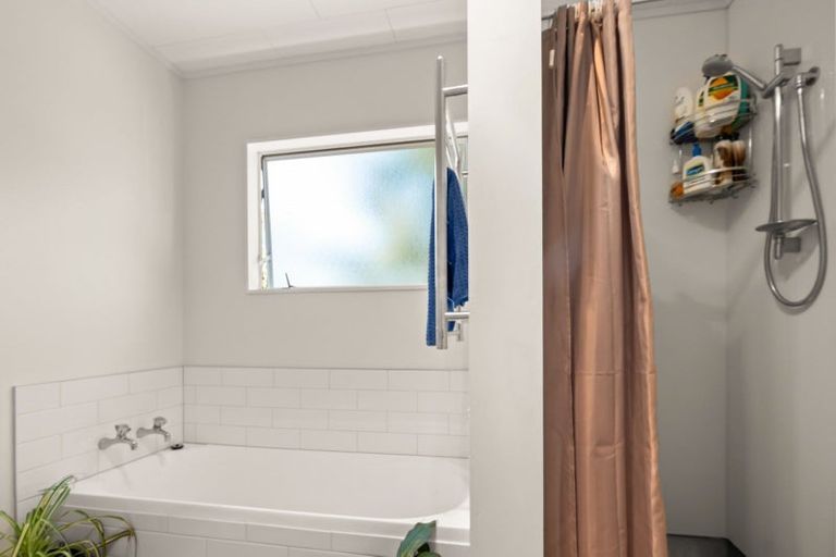 Photo of property in 93d Clemow Road, Fitzroy, New Plymouth, 4312