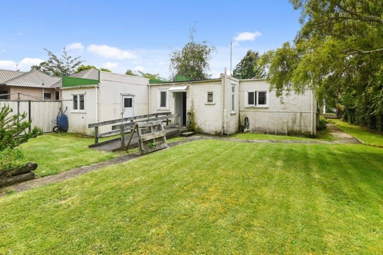 Photo of property in 16 Corlett Street, Utuhina, Rotorua, 3015