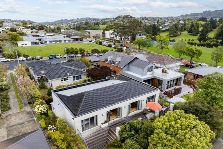 Photo of property in 90 Passmore Crescent, Maori Hill, Dunedin, 9010