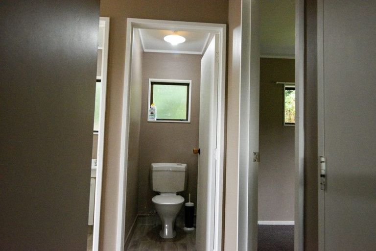 Photo of property in 21b Rautawhiri Road, Helensville, 0800