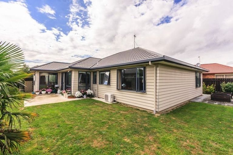 Photo of property in 9 Angelina Way, Kelvin Grove, Palmerston North, 4414