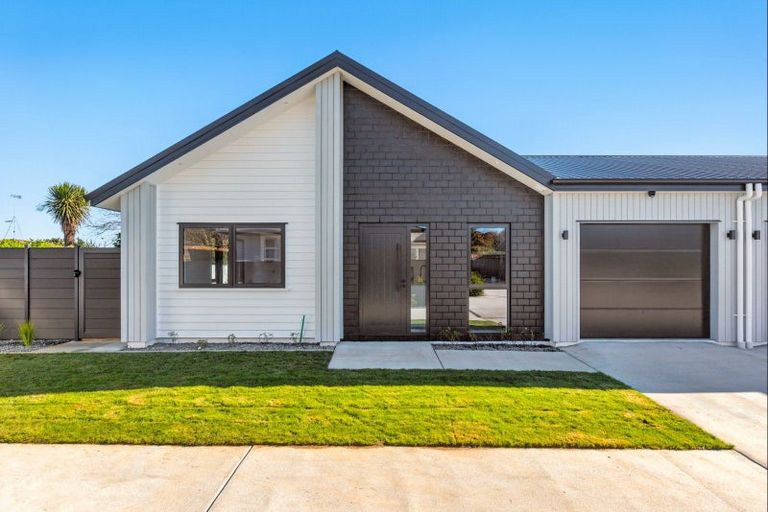 Photo of property in 11d Gordon Place, Levin, 5510